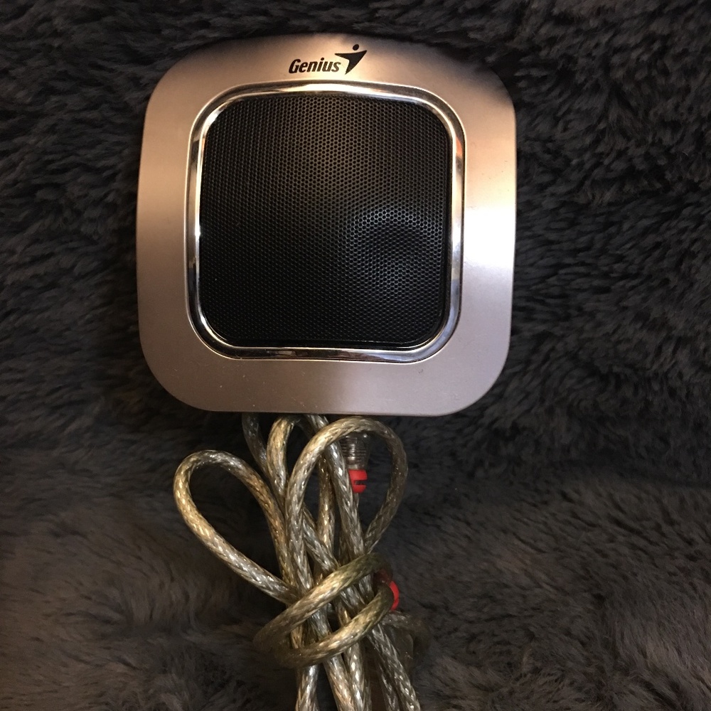 Genius SP i400 speaker